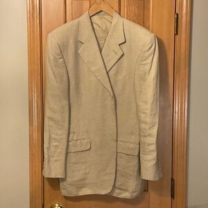 Elegant Men's Beige Sport Coat